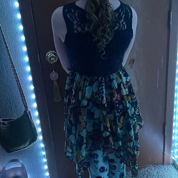 FLORAL BUTTERFLY DRESS - Picture 2 of 2